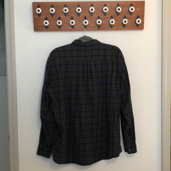 Old Navy Navy/Green Plaid Flannel - Picture 3 of 5